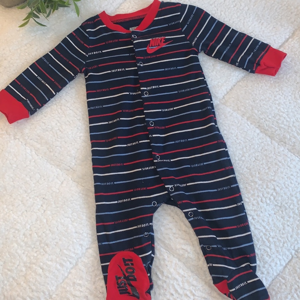 Nike Baby Blue & Red Footie 6M EUC